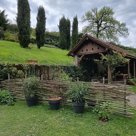 La Vallombreuse Bed and breakfast Menthon-Saint-Bernard