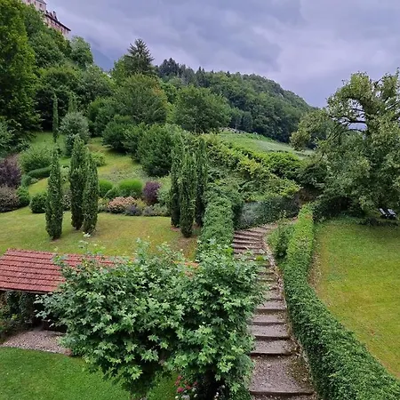 La Vallombreuse Bed and breakfast
